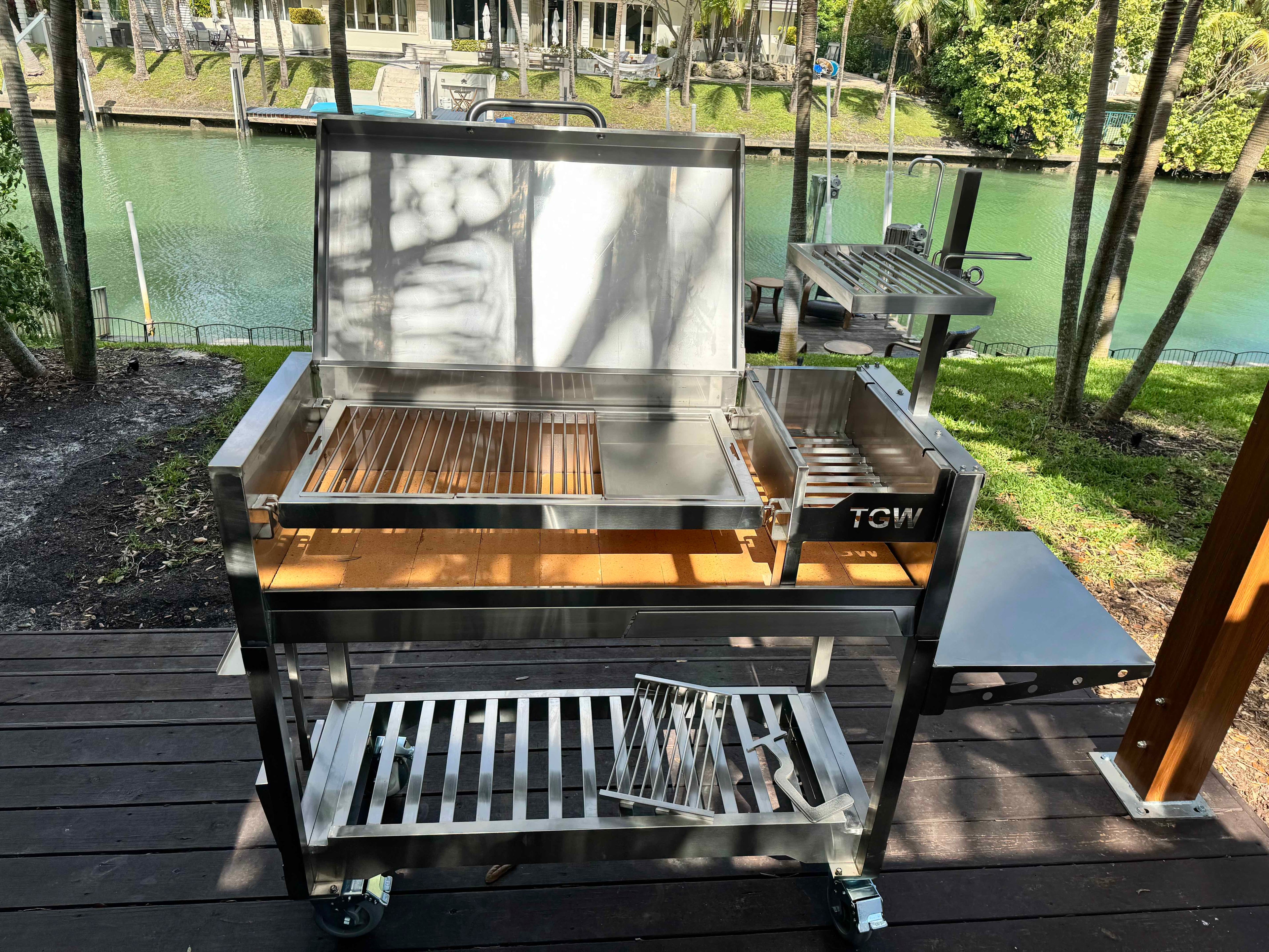 BBQ18SS